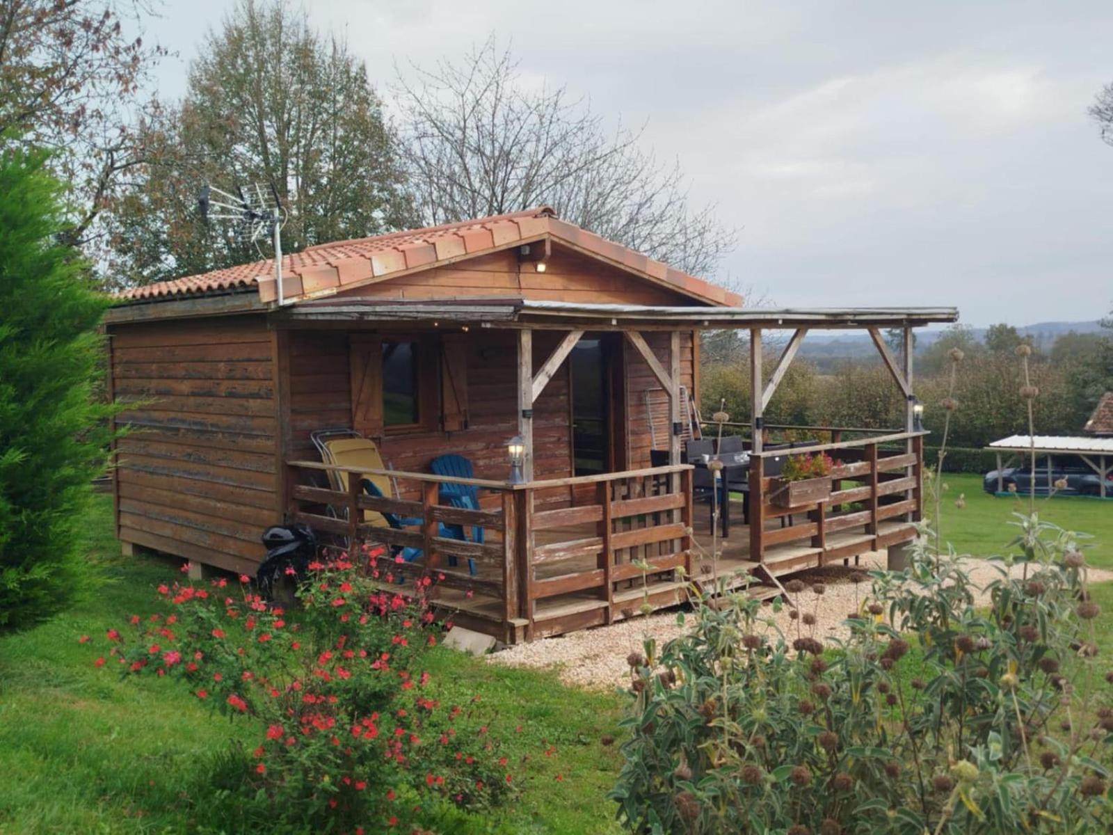 Le Chalet Douillet Saint-Genies Luaran gambar
